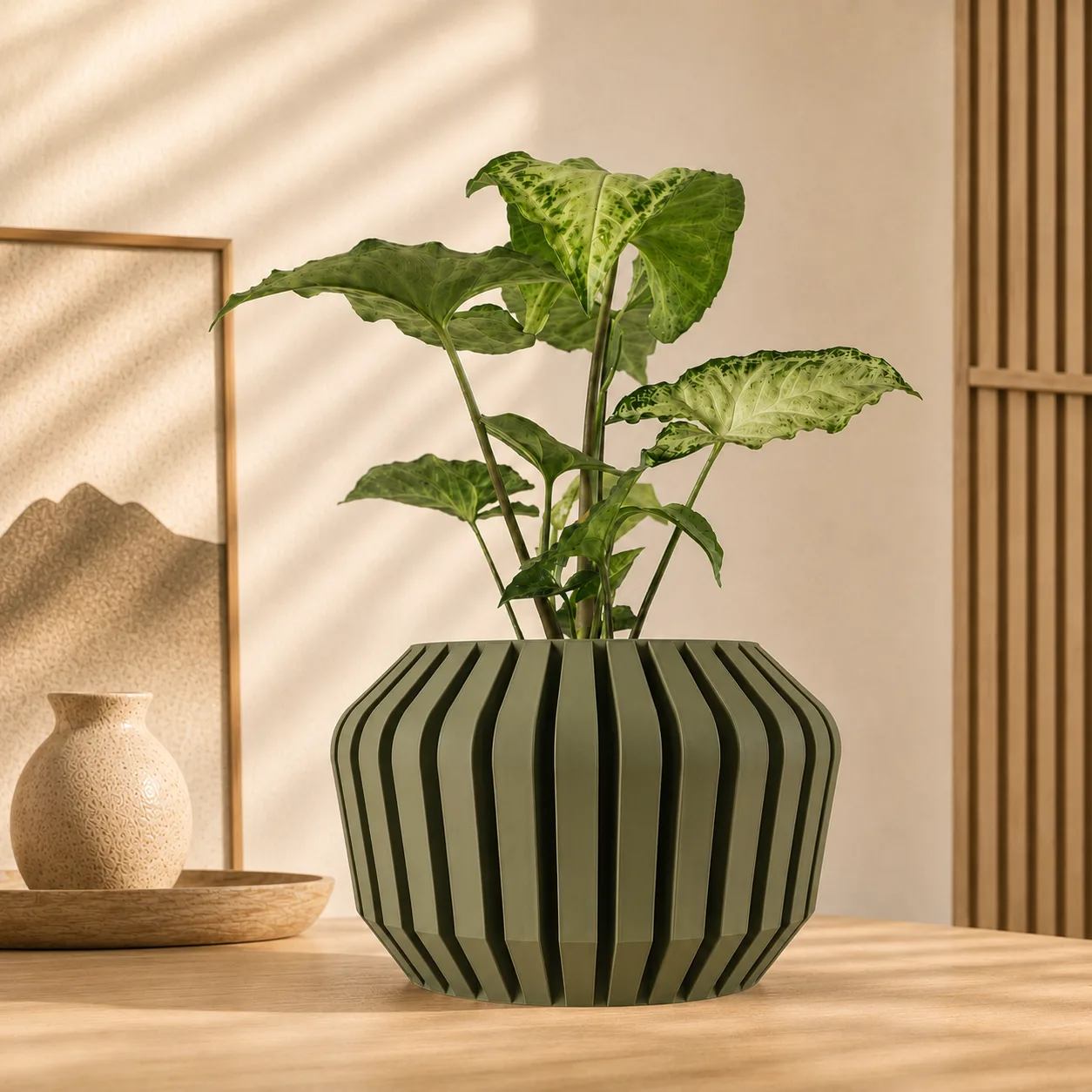 Vaki Planter